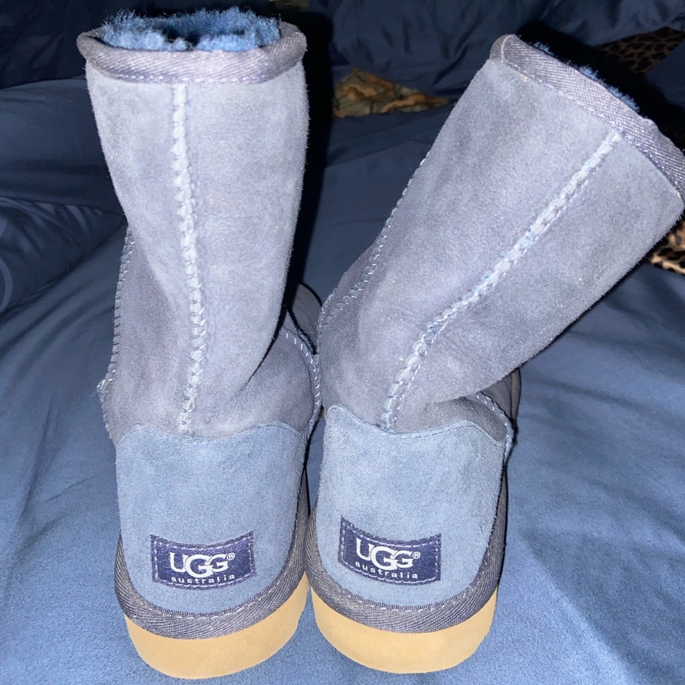 Ugg classics short navy